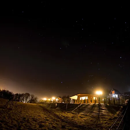 Domki- 4 Z Jacuzzi I Sauna Feriehus