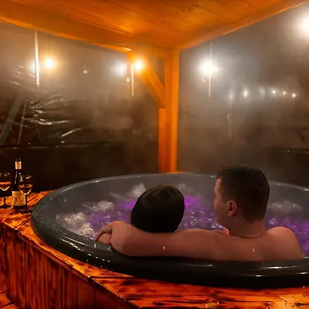 Domki- 4 Z Jacuzzi I Sauna 別荘